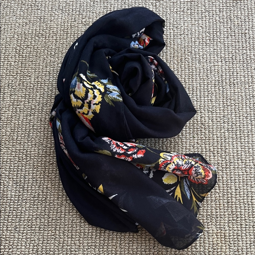 Old Navy Floral Navy Scarf
